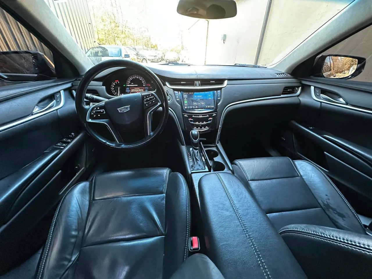 Фото CADILLAC XTS – зліва ззаді
