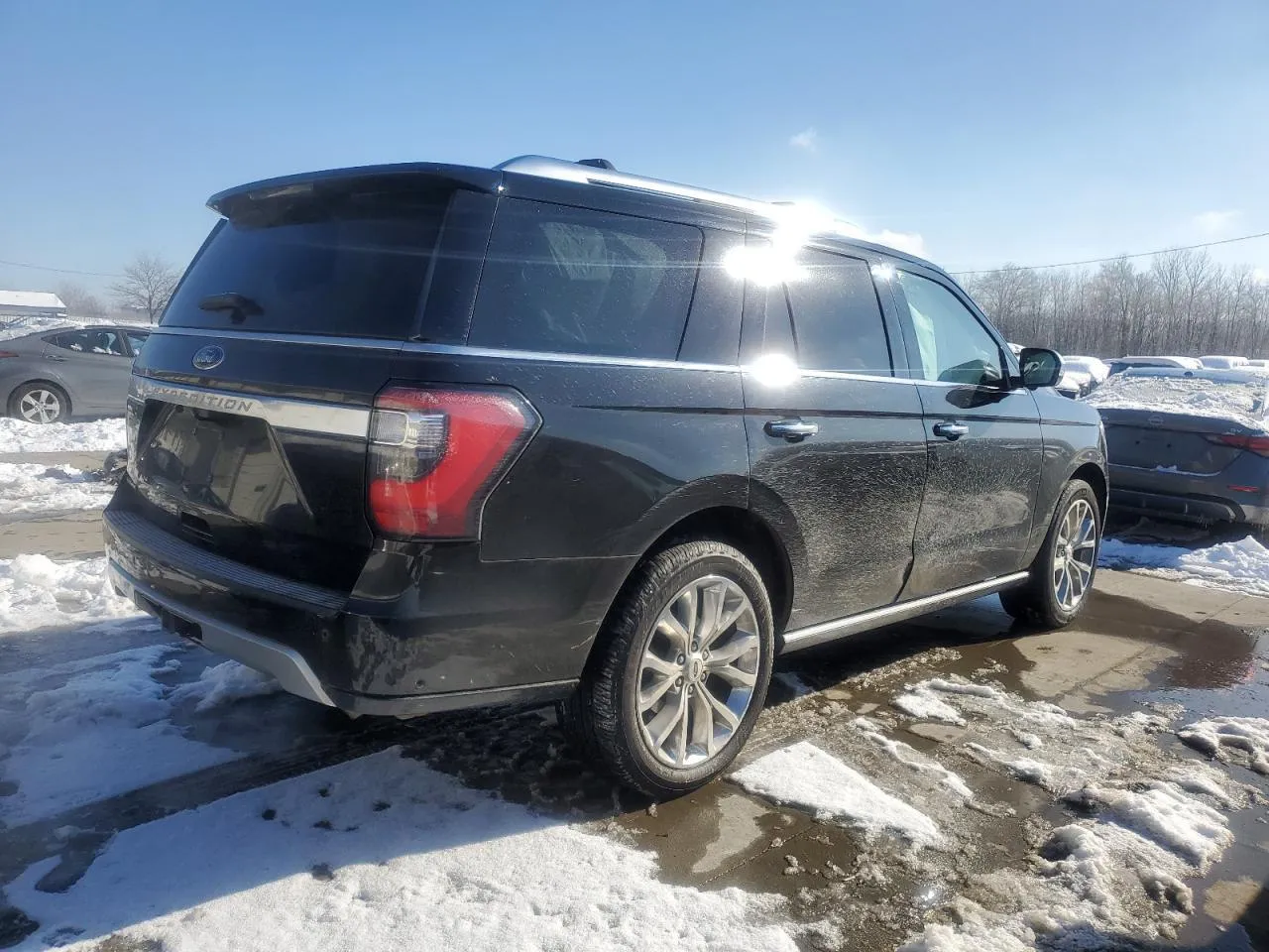 Фото FORD EXPEDITION PLATINUM – справа ззаді