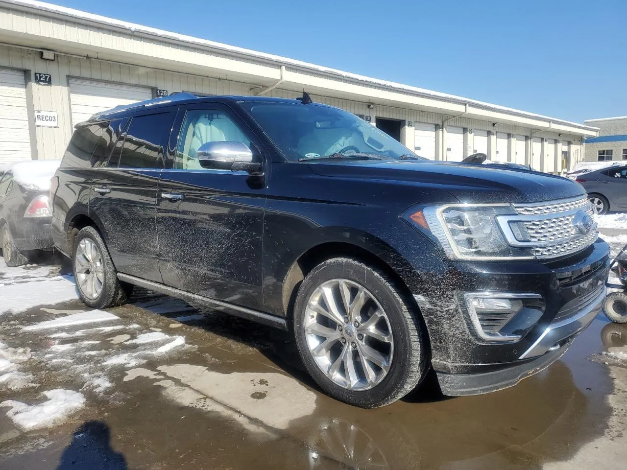 Фото FORD EXPEDITION PLATINUM – панель приборів
