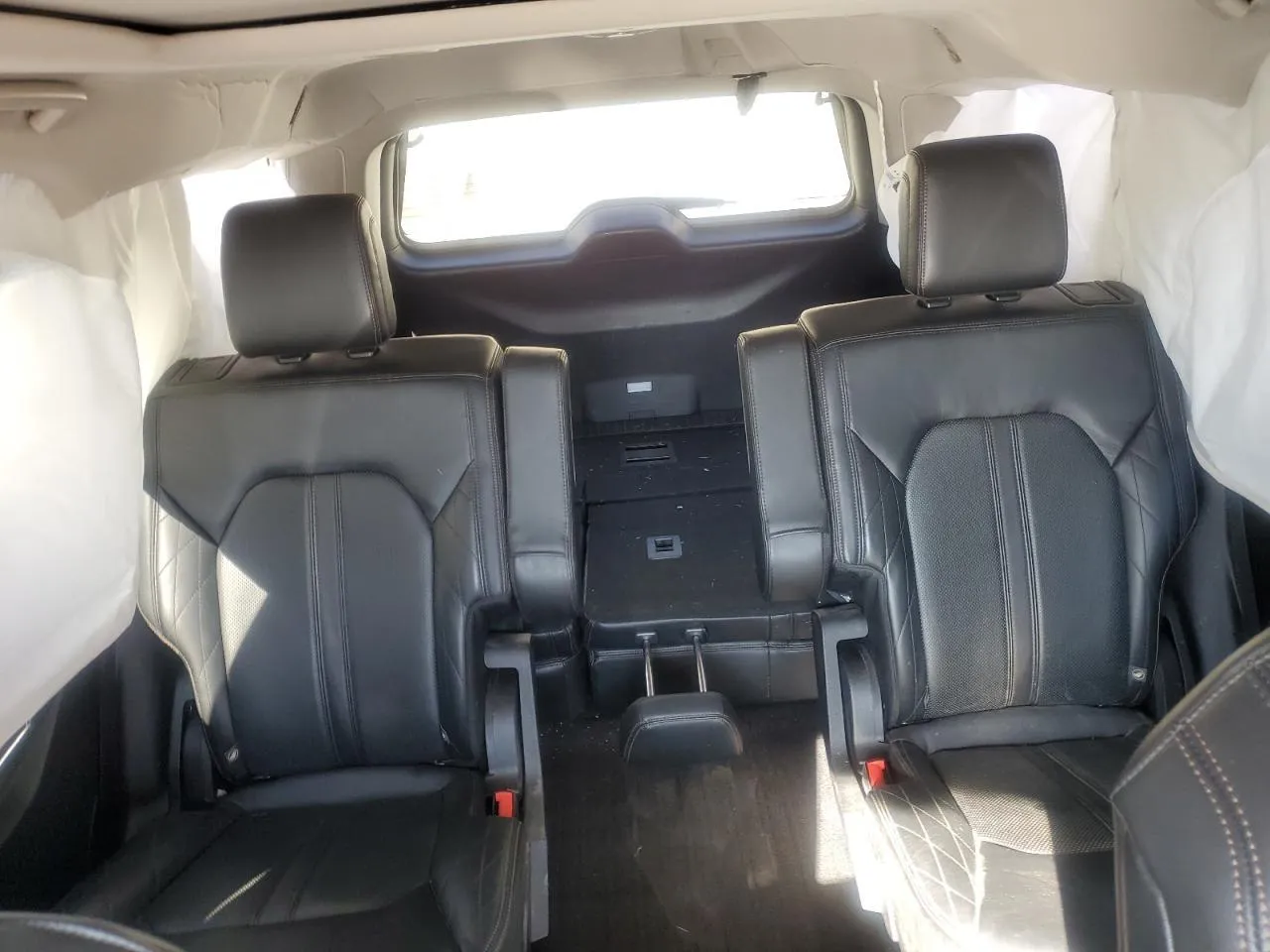 Фото FORD EXPEDITION PLATINUM – зліва ззаді