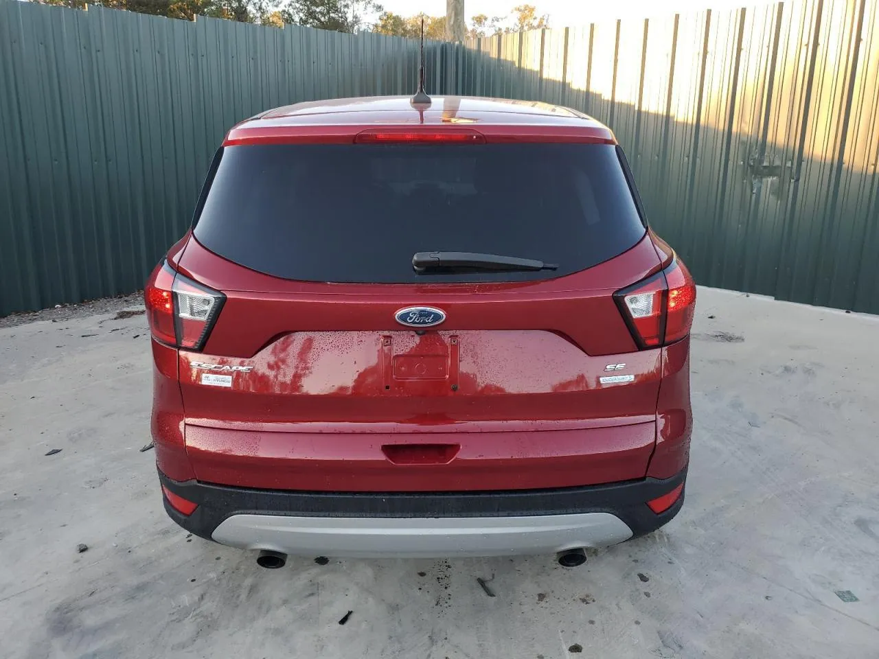 Фото FORD ESCAPE SE – зліва зпереду