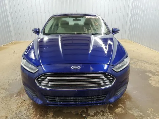 Фото FORD FUSION SE – збоку