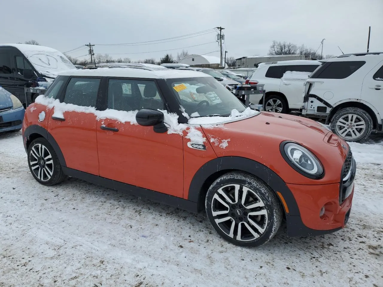 Фото MINI COOPER S – салон задні сидіння