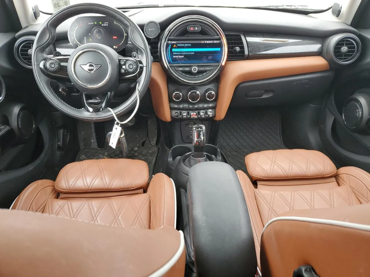 Фото MINI COOPER S – спереді