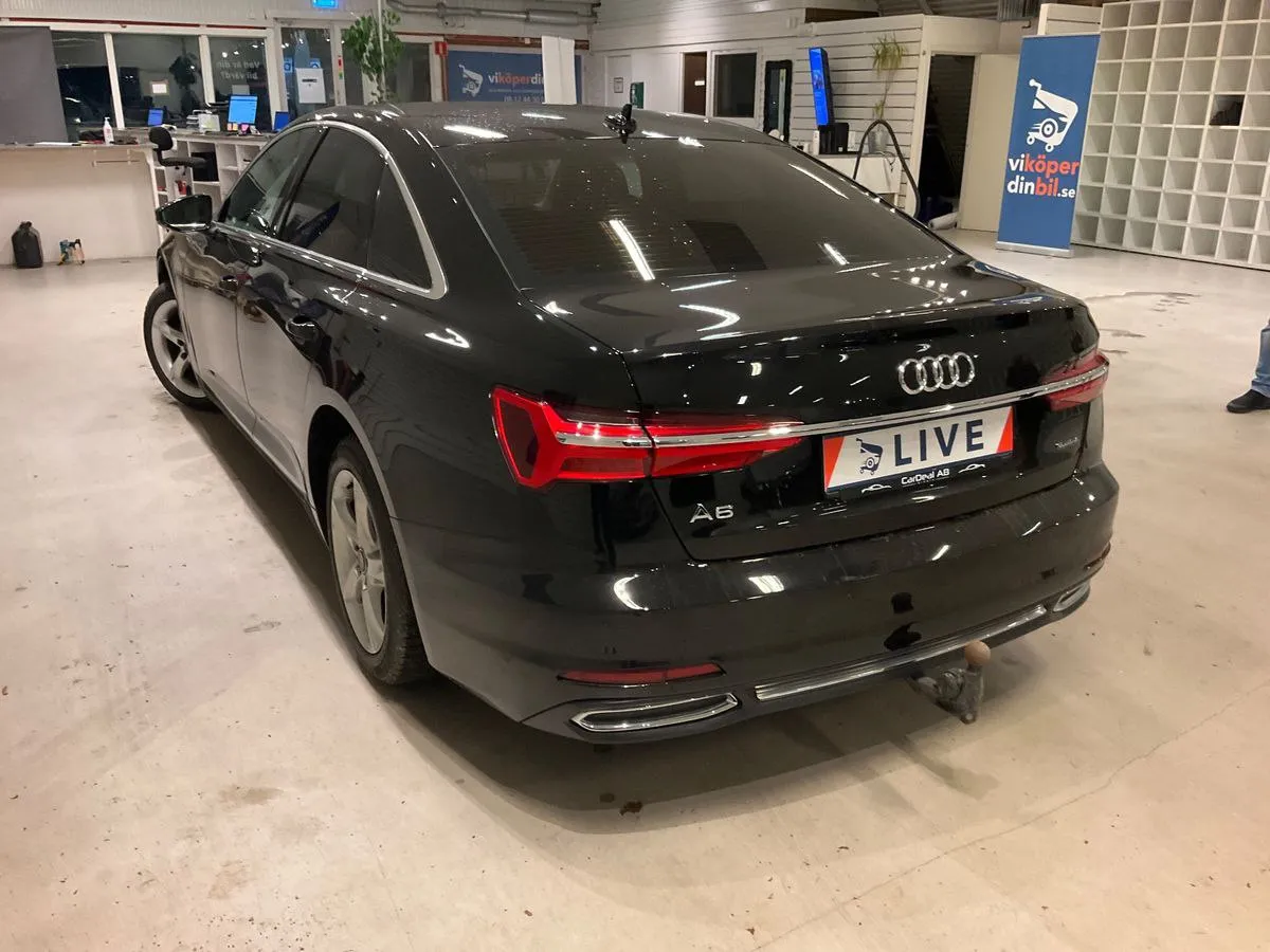 Фото Audi A6 45 TFSI quattro Sport – багажник