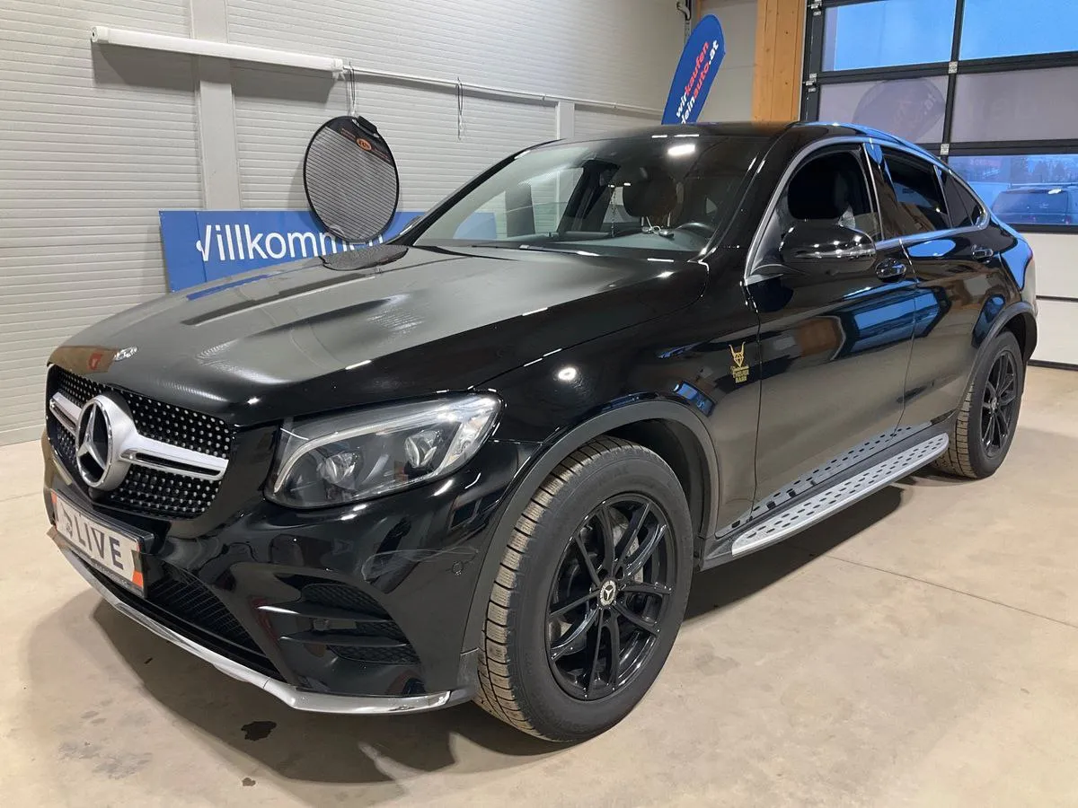 Фото Mercedes-Benz GLC 220 – багажник