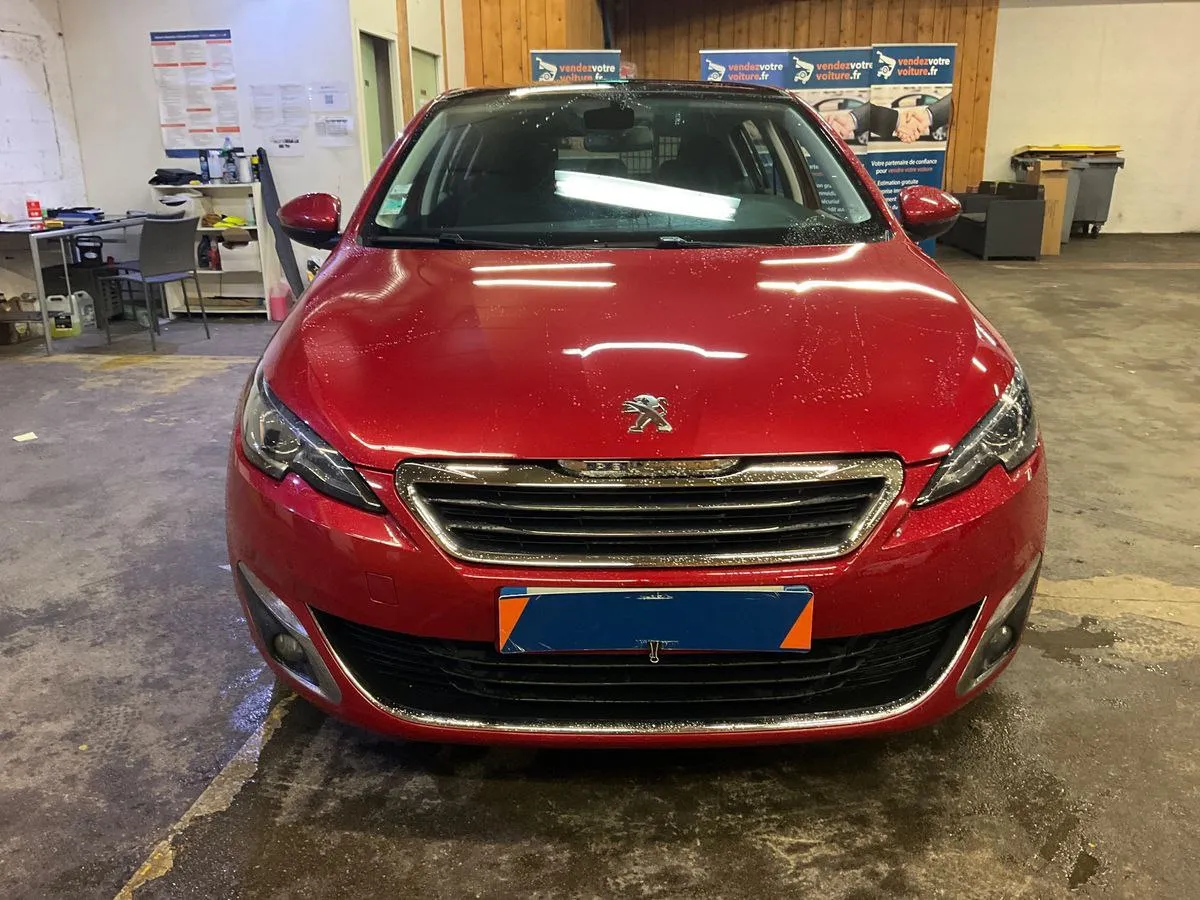 Фото Peugeot 308 1.6 Turbo Allure – Vin code