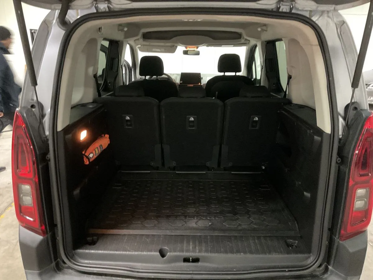 Фото Citroen Berlingo – кермо