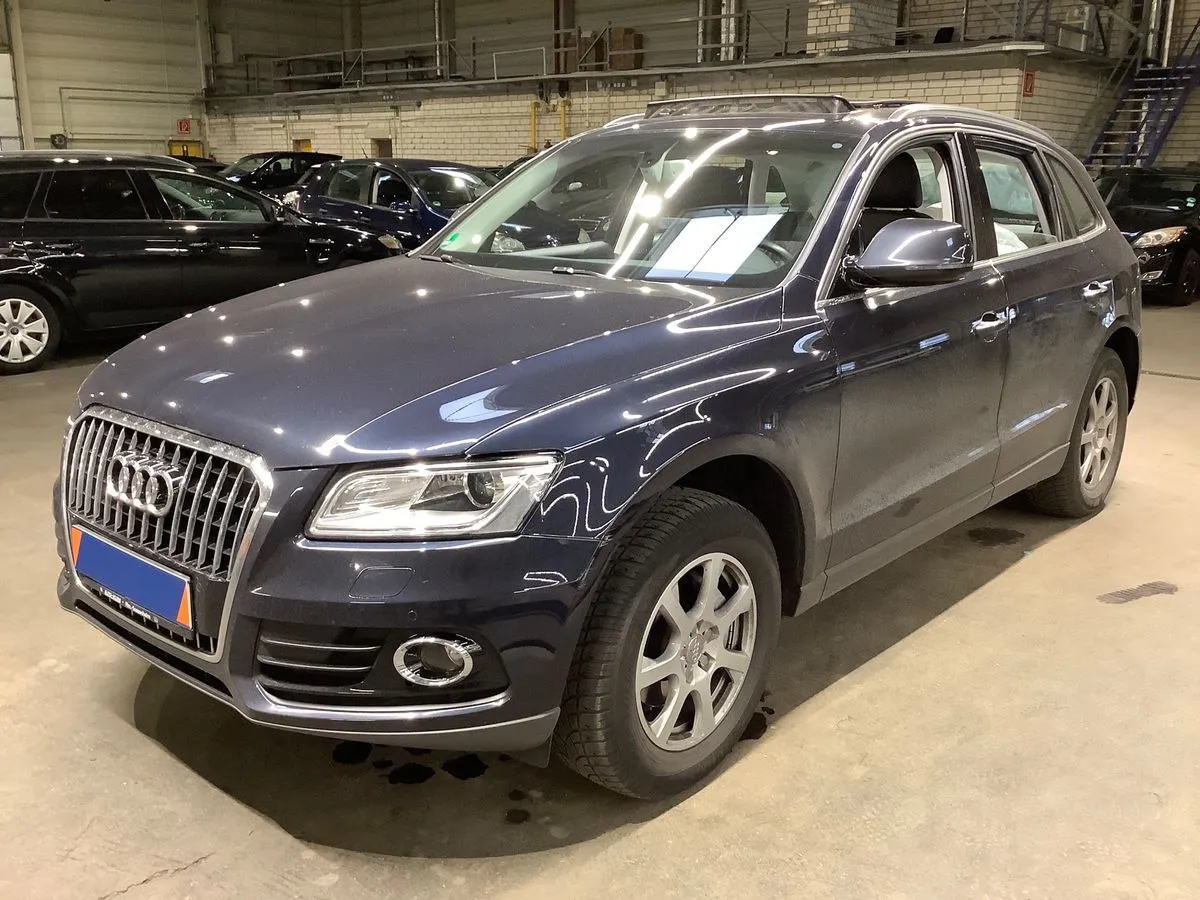 Фото Audi Q5 2.0 TFSI quattro – справа спереду