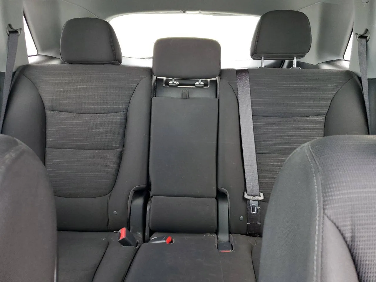 Фото KIA SORENTO LX – справа ззаді