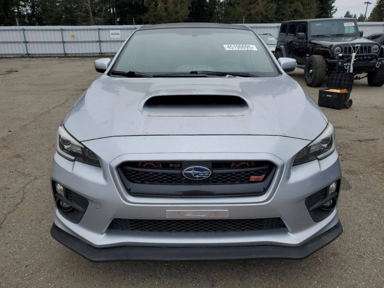 Фото SUBARU WRX STI – справа ззаді