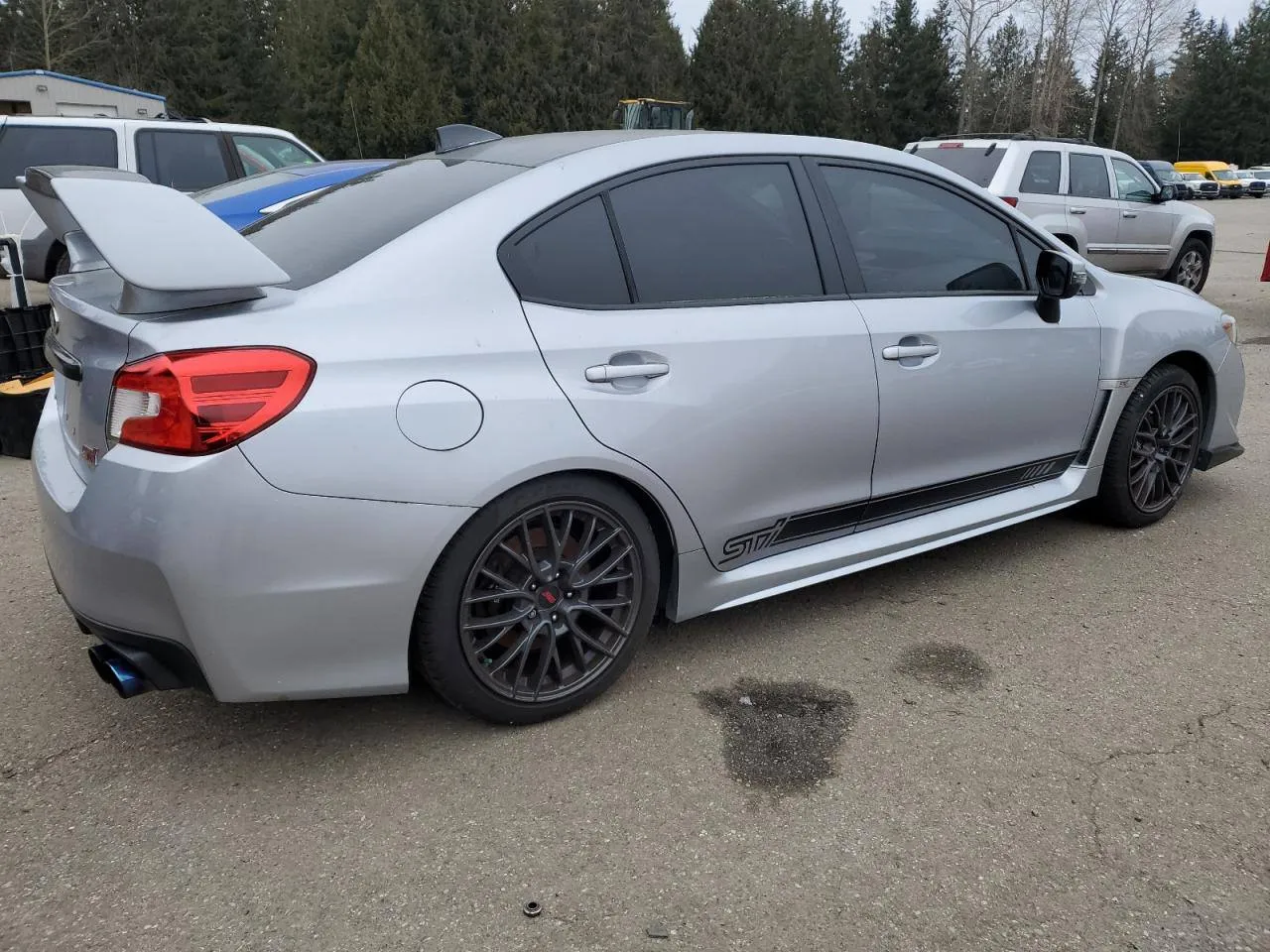 Фото SUBARU WRX STI – збоку