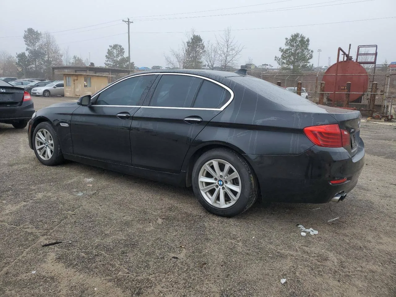 Фото BMW 528 XI – багажник